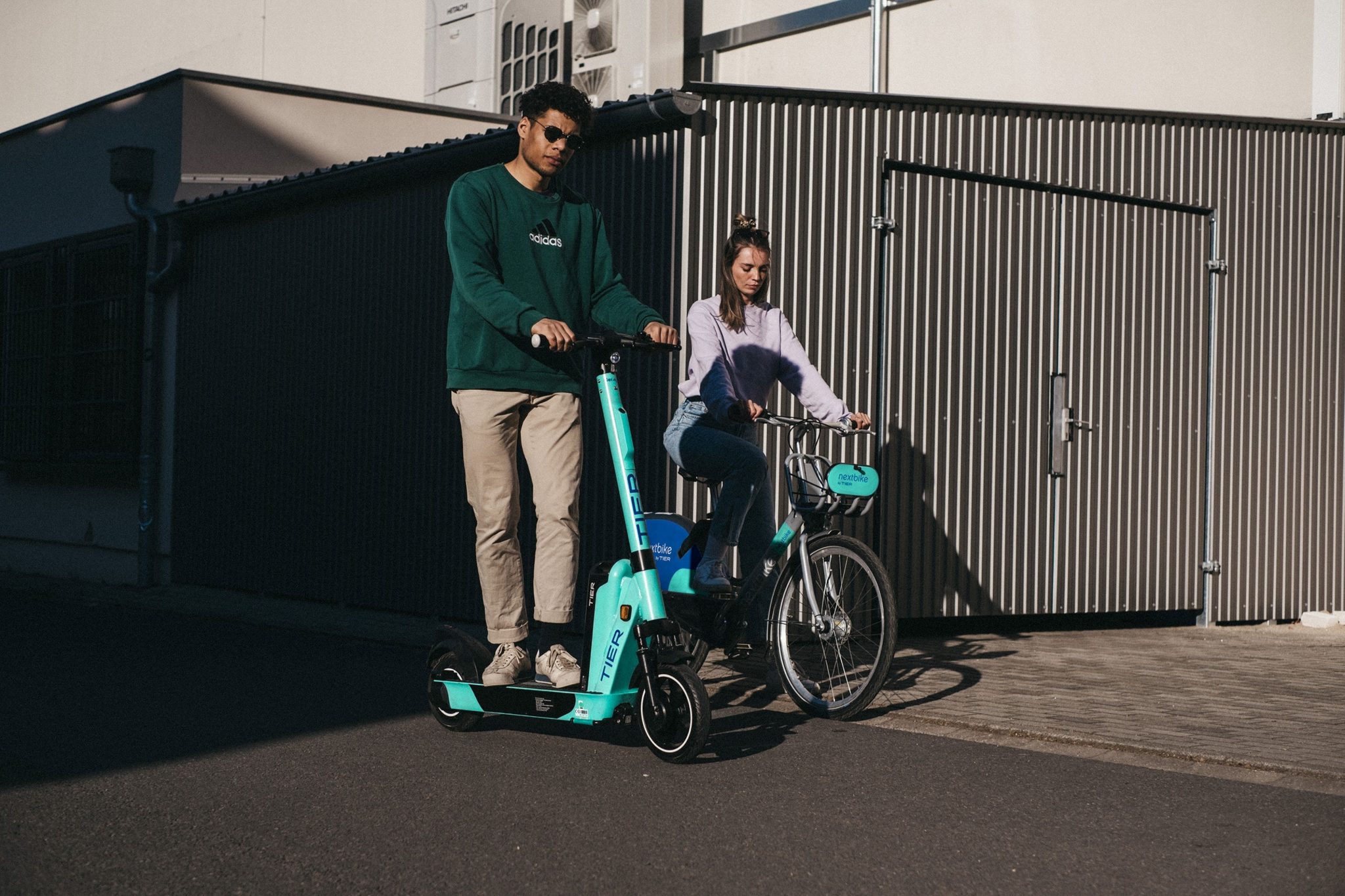 Electric Bikes vs Electric Scooters Scooter Trendz