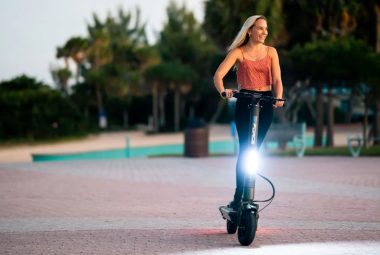wheelspeed electric scooter
