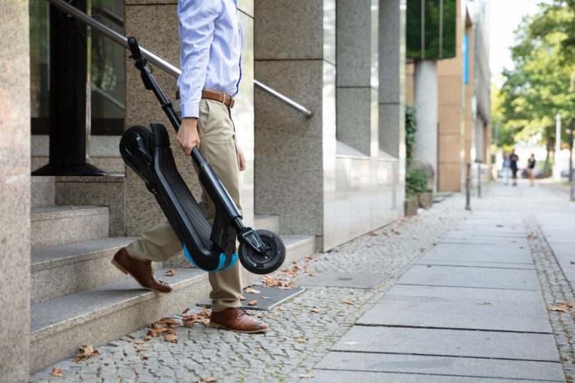 Ultra-lightweight e-scooters